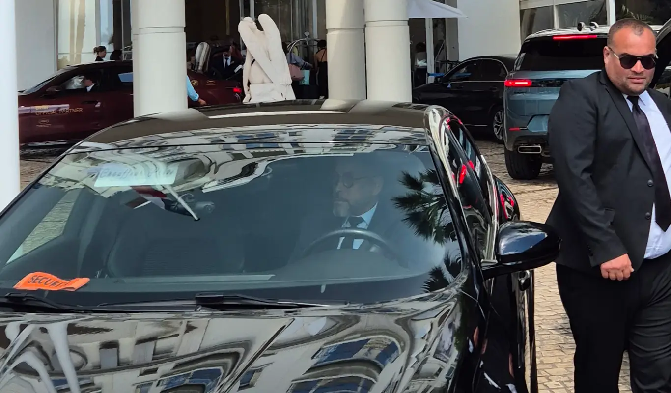 Chauffeur de sécurité privée haut de gamme